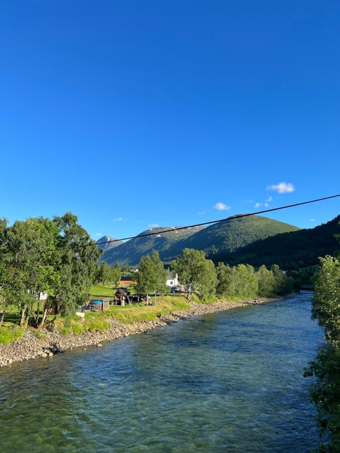 Vistdal Camping Myklebostad  Exterior foto