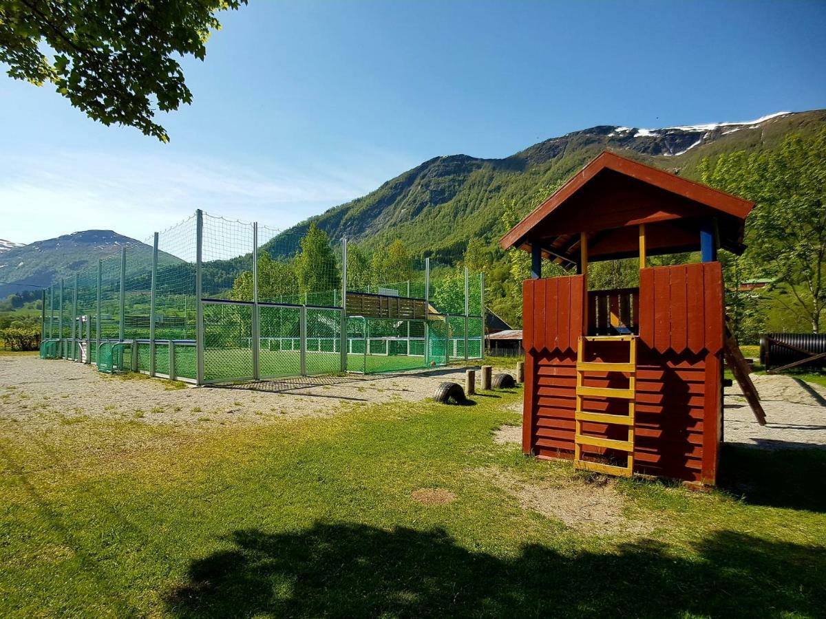 Vistdal Camping Myklebostad  Exterior foto